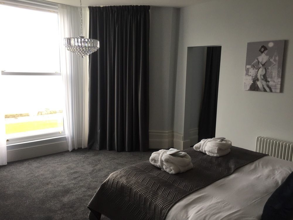 The View Hotel Folkestone, A Member Of Radisson Individuals Ngoại thất bức ảnh